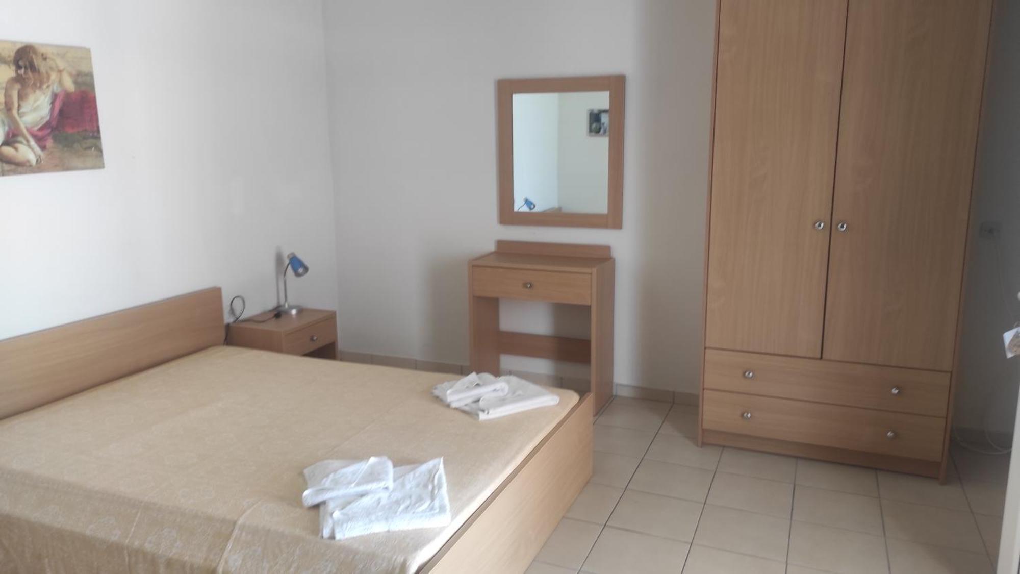 Cathrin Beach Apartments Stavrós Eksteriør billede